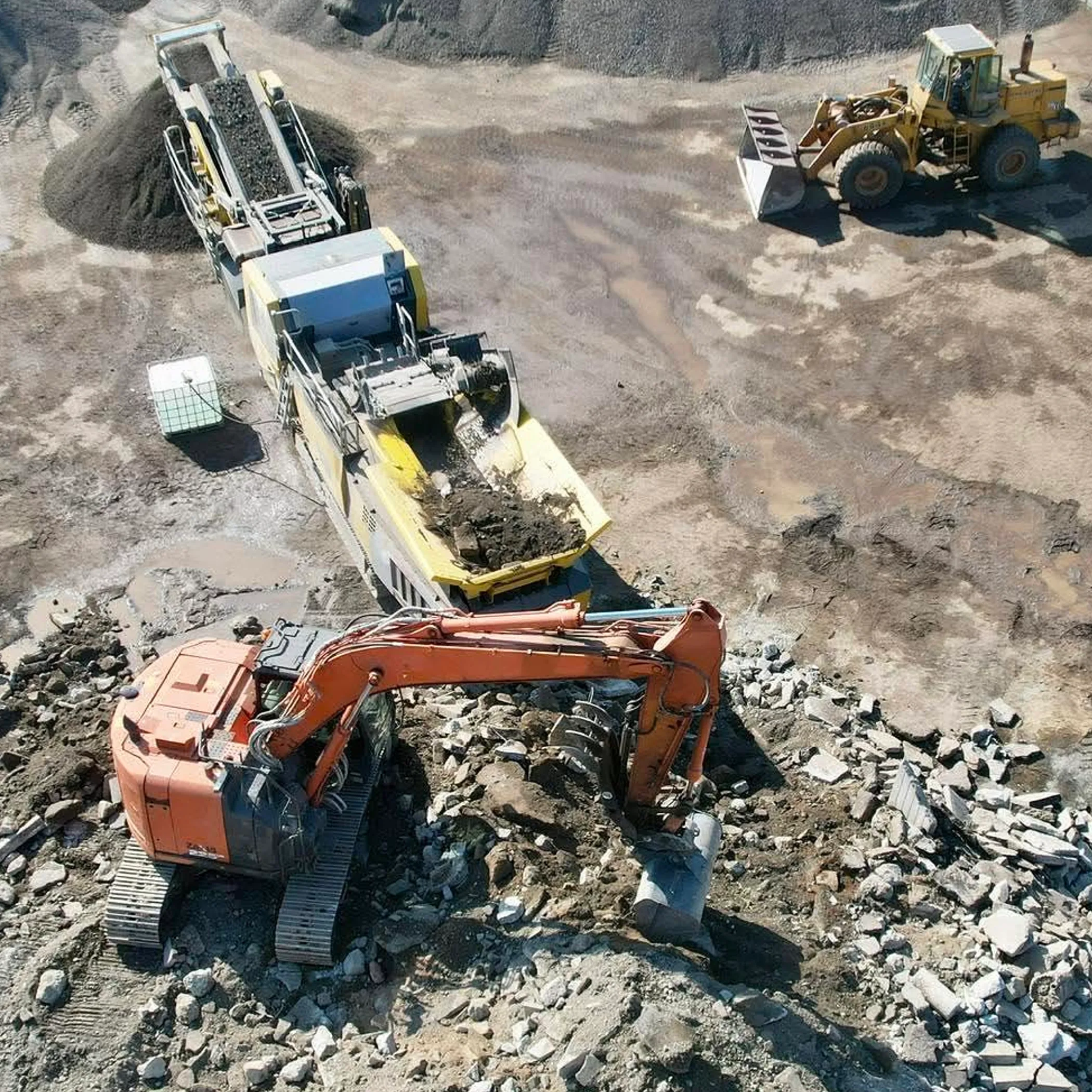 concrete aggregate crushing and recycling